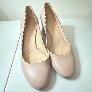 Chloé Lauren Scalloped Block Heel Pumps in Pink Tea Blush Leather